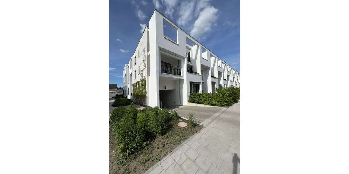 Etagenwohnung Wolfsburg - 2 Zimmer, 64 m&sup2;, 650&euro; | Angebot:26733395