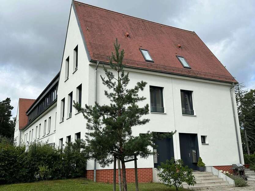 Haus zum Mieten in Königs Wusterhausen 1.403 € 107.47 m²