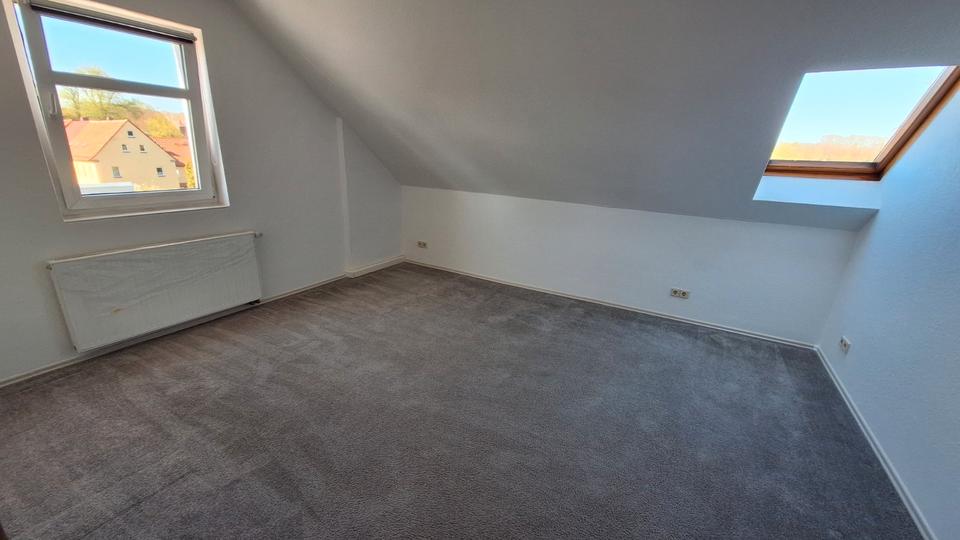 Dachgeschoßwohnung Penig - 2 Zimmer, 58 m&sup2;, 290&euro; | Angebot:26608512
