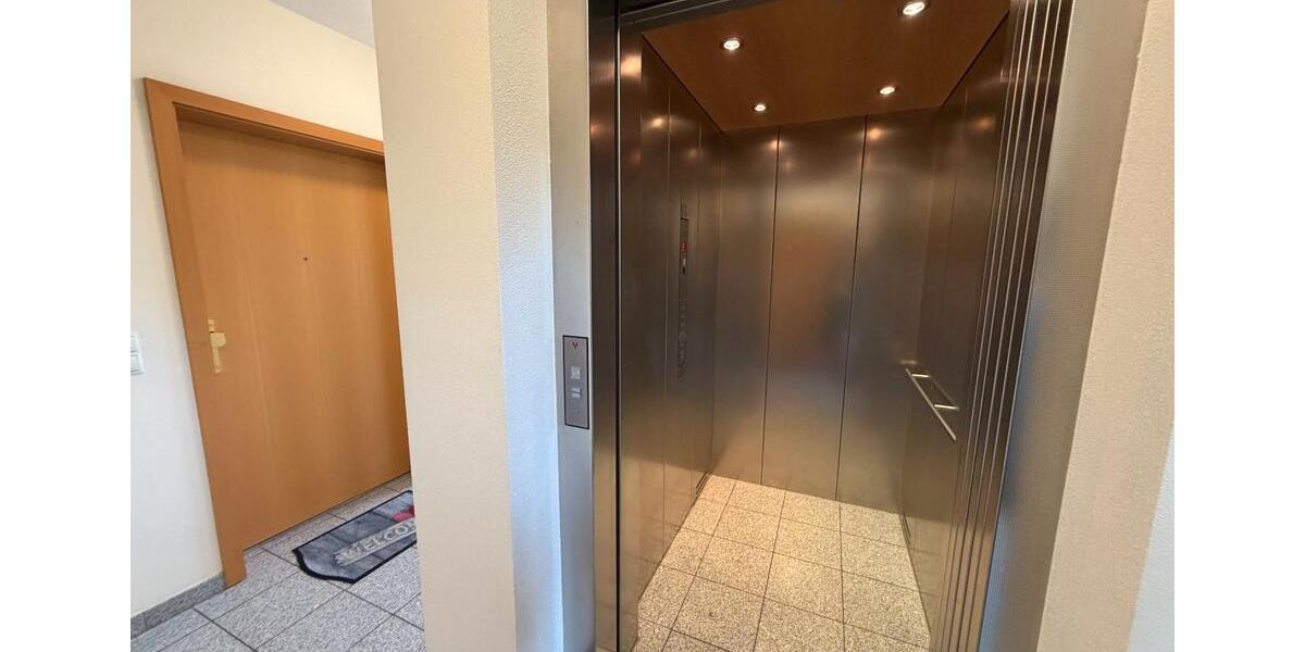 Erdgeschoßwohnung Rendsburg - 3 Zimmer, 98 m&sup2;, 1.065&euro; | Angebot:26455151
