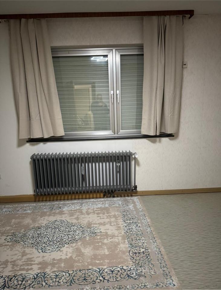 Wohnung WG Zimmdr 450€ pauschale