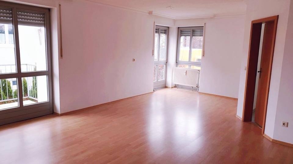 Etagenwohnung Landshut - 2.5 Zimmer, 60 m&sup2;, 612&euro; | Angebot:26606051
