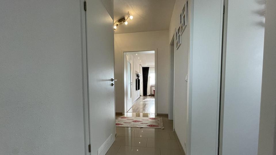 Dachgeschoßwohnung Obersulm - 3 Zimmer, 75 m&sup2;, 1.190&euro; | Angebot:25990820