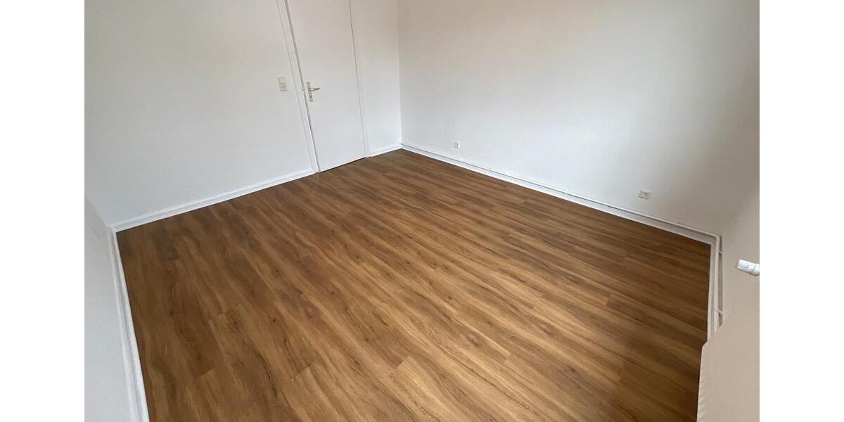 Etagenwohnung Lübeck Sankt Jürgen - 2.5 Zimmer, 59 m&sup2;, 599&euro; | Angebot:26680777