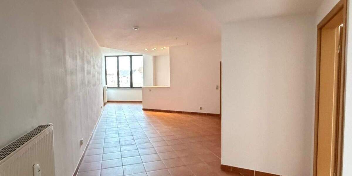 gemütliche 4- RWE mit kleinem Balkon und Fahrstuhl ! 4 zimmer