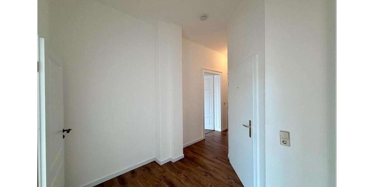 Erdgeschoßwohnung Naumburg (Saale) - 4 Zimmer, 120 m&sup2;, 950&euro; | Angebot:26588579