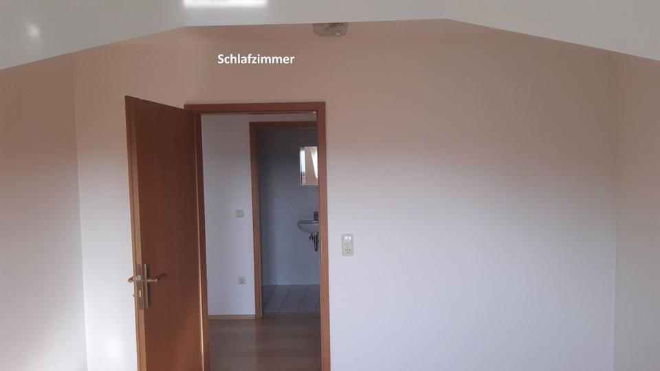 Dachgeschoßwohnung Salzweg - 3 Zimmer, 78 m&sup2;, 660&euro; | Angebot:26630190