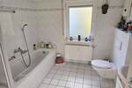 Helle 3 Zimmerwohnung mit Balkon und Garage