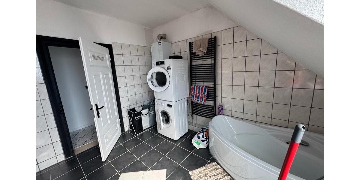 Dachgeschoßwohnung Ahlen - 3 Zimmer, 66 m&sup2;, 580&euro; | Angebot:26697784