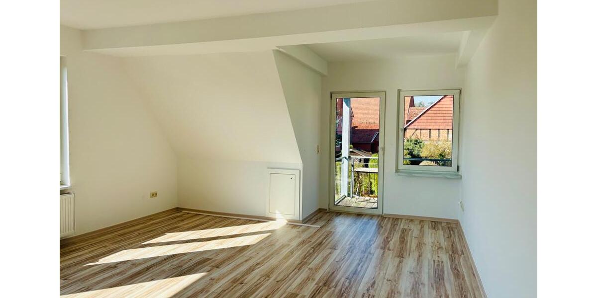 Dachgeschoßwohnung Diemelstadt - 3 Zimmer, 96 m&sup2;, 850&euro; | Angebot:26225893