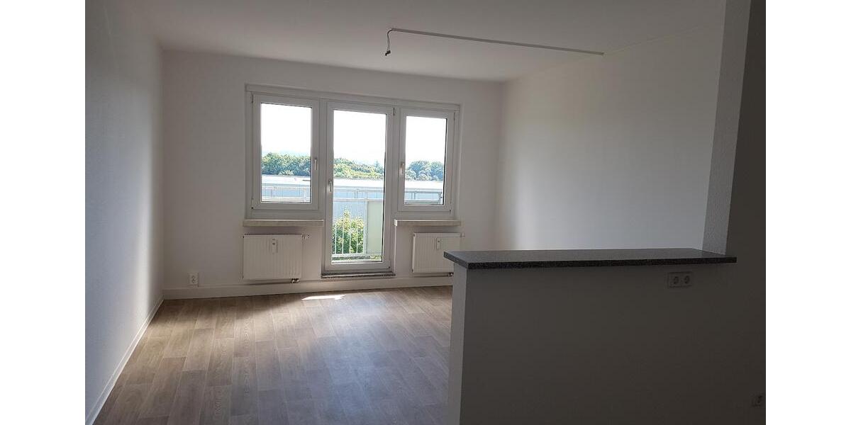 Dachgeschoßwohnung Chemnitz Helbersdorf - 5 Zimmer, 83 m&sup2;, 442&euro; | Angebot:25415874