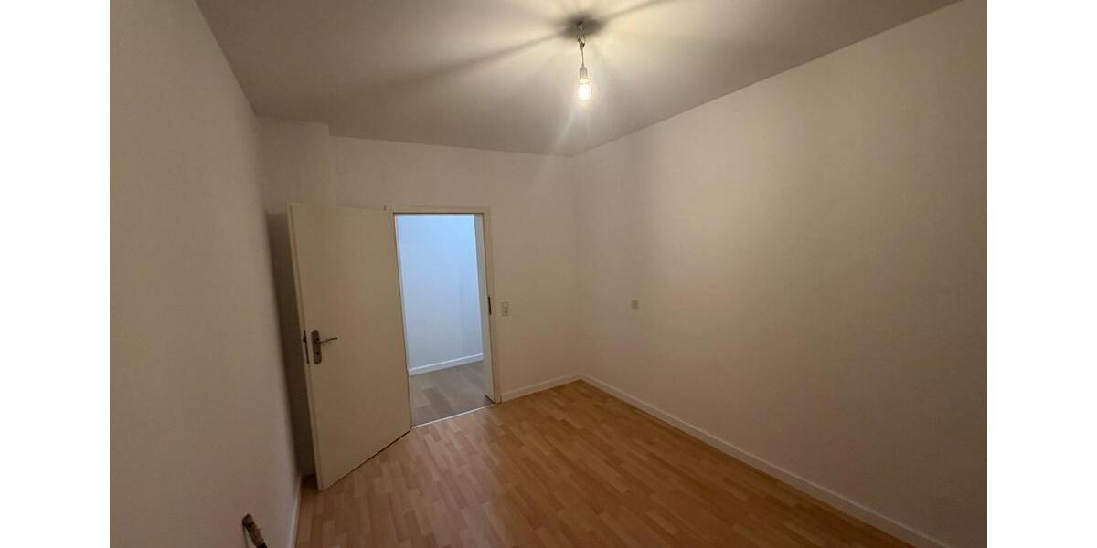 Etagenwohnung Trier Kürenz - 3 Zimmer, 69 m&sup2;, 680&euro; | Angebot:25055515