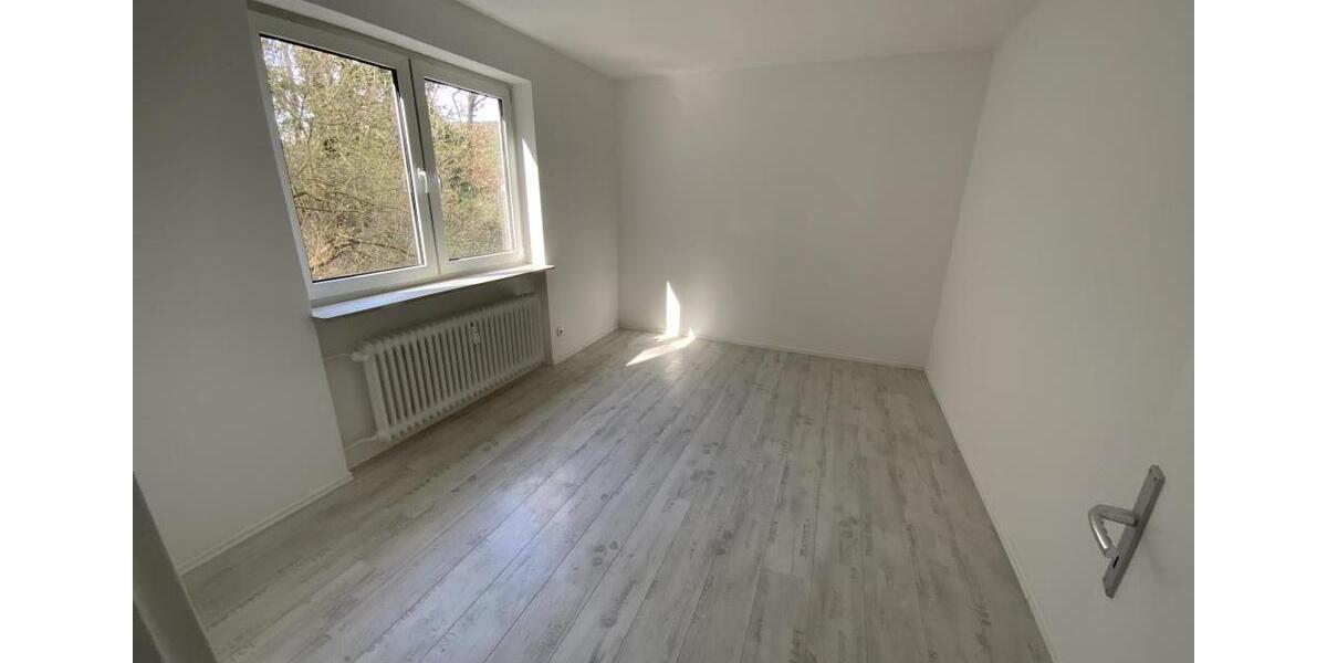 Etagenwohnung Bad Dürkheim - 4 Zimmer, 89 m&sup2;, 629&euro; | Angebot:24982801