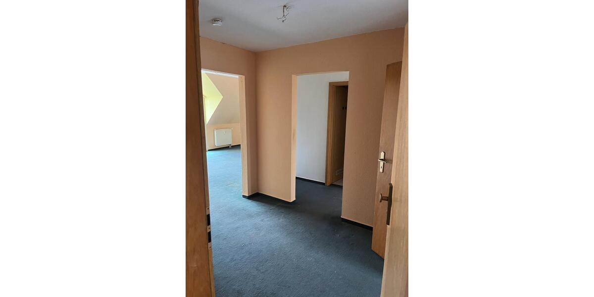 Zweizimmer Dachgeschosswohnung 2 zimmer