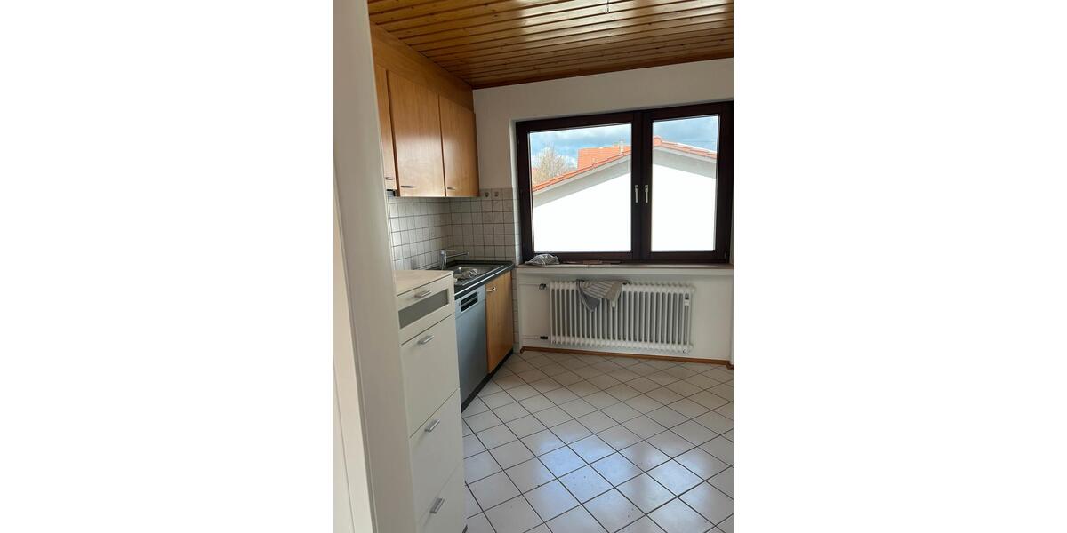 Etagenwohnung Balingen - 2 Zimmer, 90 m&sup2;, 900&euro; | Angebot:25987981