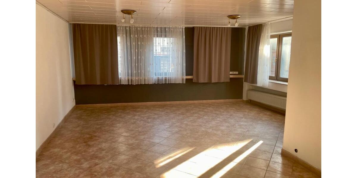 Doppelhaushälfte Polch - 5 Zimmer, 190 m&sup2;, 1.400&euro; | Angebot:26032815