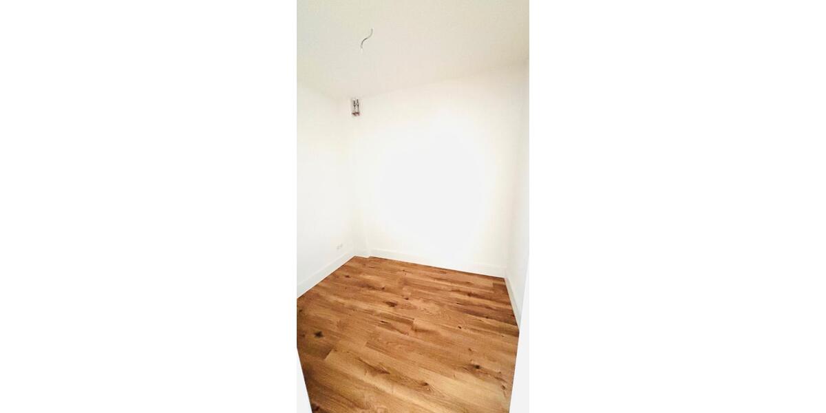 Dachgeschoßwohnung Flensburg Altstadt - 4 Zimmer, 102 m&sup2;, 1.261&euro; | Angebot:26647451