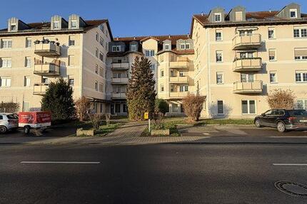 Helle 2-Raumwohnung, Stellplatz, Einbauküche und Tageslichtbad!!! 2025 modernisiert!!! 2 zimmer