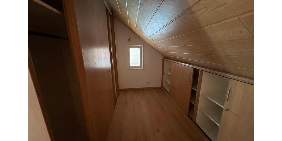 Maisonettenwohnung Stuttgart Fasanenhof-Ost - 3 Zimmer, 90 m&sup2;, 1.500&euro; | Angebot:26205202