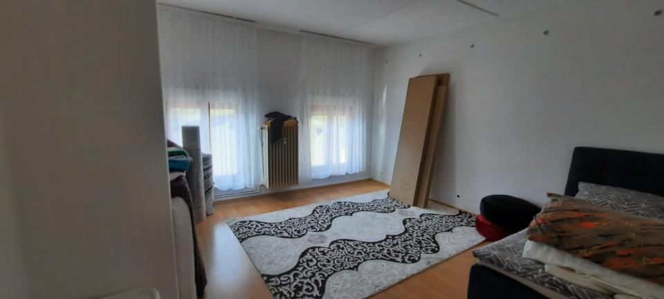 Etagenwohnung Hilzingen - 4 Zimmer, 108 m&sup2;, 900&euro; | Angebot:24753264
