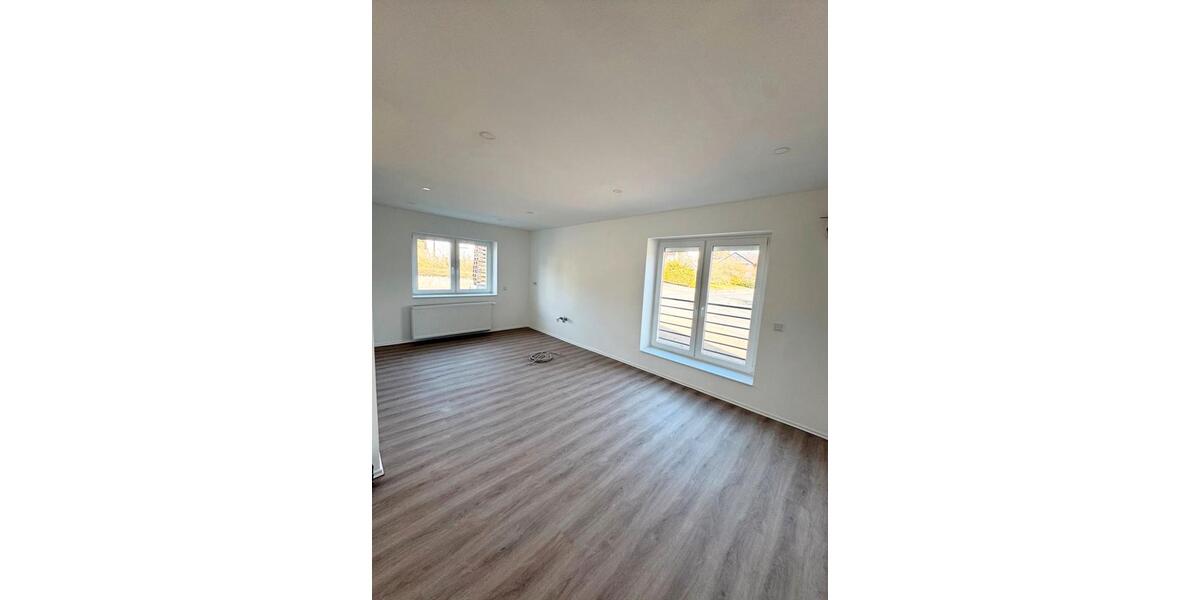 Hochparterre Mömbris - 4.5 Zimmer, 112 m&sup2;, 1.320&euro; | Angebot:26615833
