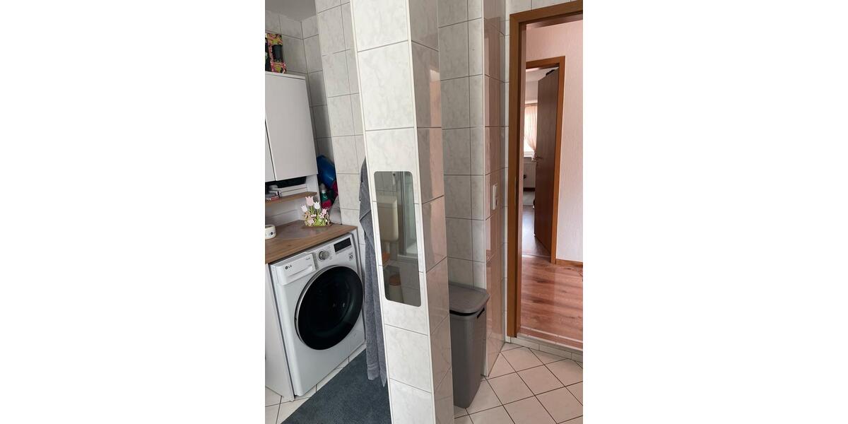 Dachgeschoßwohnung Frankfurt (Oder) - 4 Zimmer, 95 m&sup2;, 1.110&euro; | Angebot:26477855