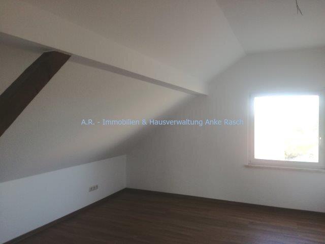Dachgeschoßwohnung Bismark (Altmark) Badingen - 3 Zimmer, 82 m&sup2;, 560&euro; | Angebot:24846313