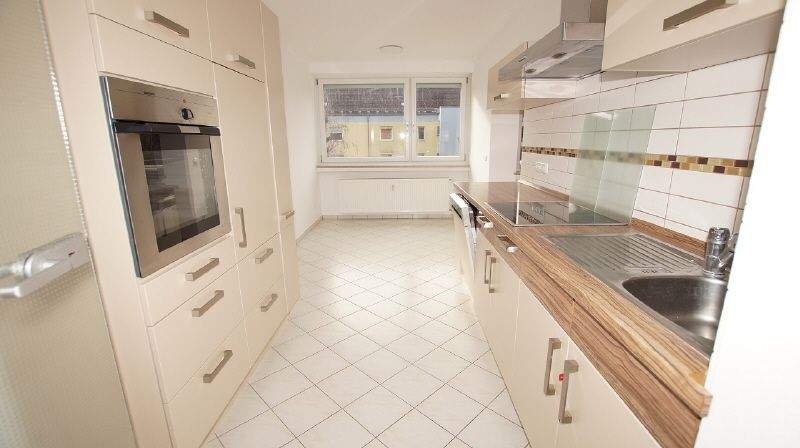 Etagenwohnung Straubing - 3 Zimmer, 87 m&sup2;, 750&euro; | Angebot:24864770