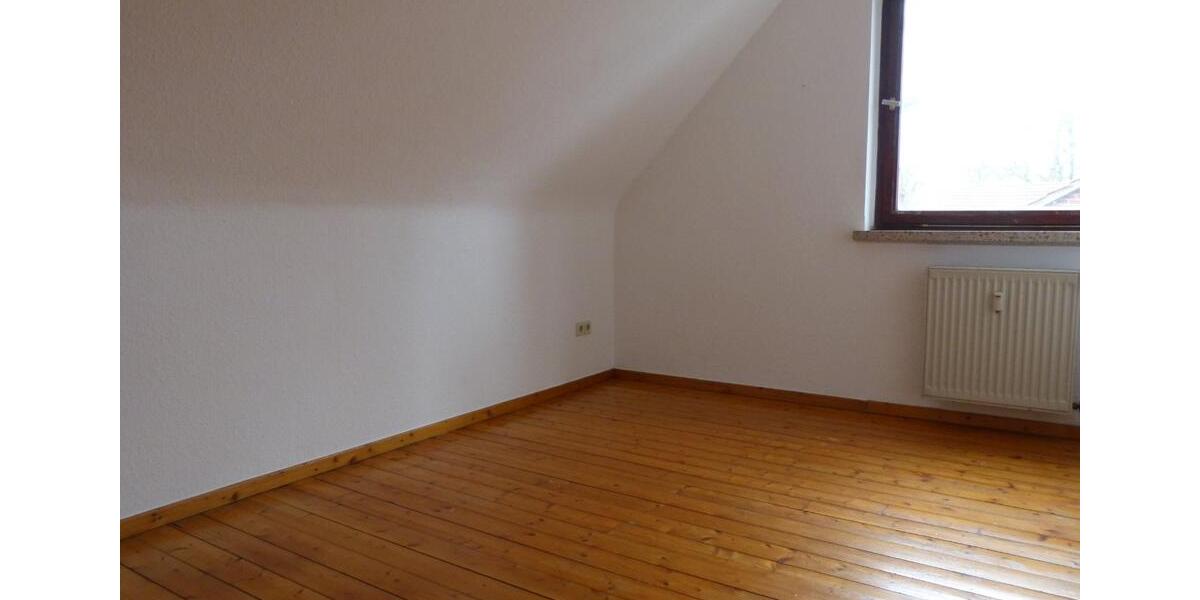 Dachgeschoßwohnung Steyerberg - 3 Zimmer, 70 m&sup2;, 440&euro; | Angebot:24693089