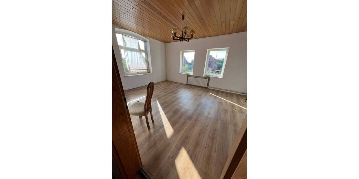 Etagenwohnung Obernkirchen - 6 Zimmer, 168 m&sup2;, 1.200&euro; | Angebot:26740854