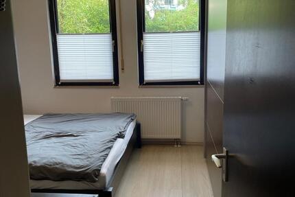 Helles WG-Zimmer mit guter Anbindung nach Köln 13 zimmer