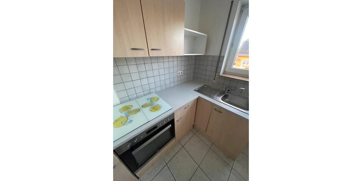Erdgeschoßwohnung Reinsdorf - 1 Zimmer, 30 m&sup2;, 265&euro; | Angebot:26253219