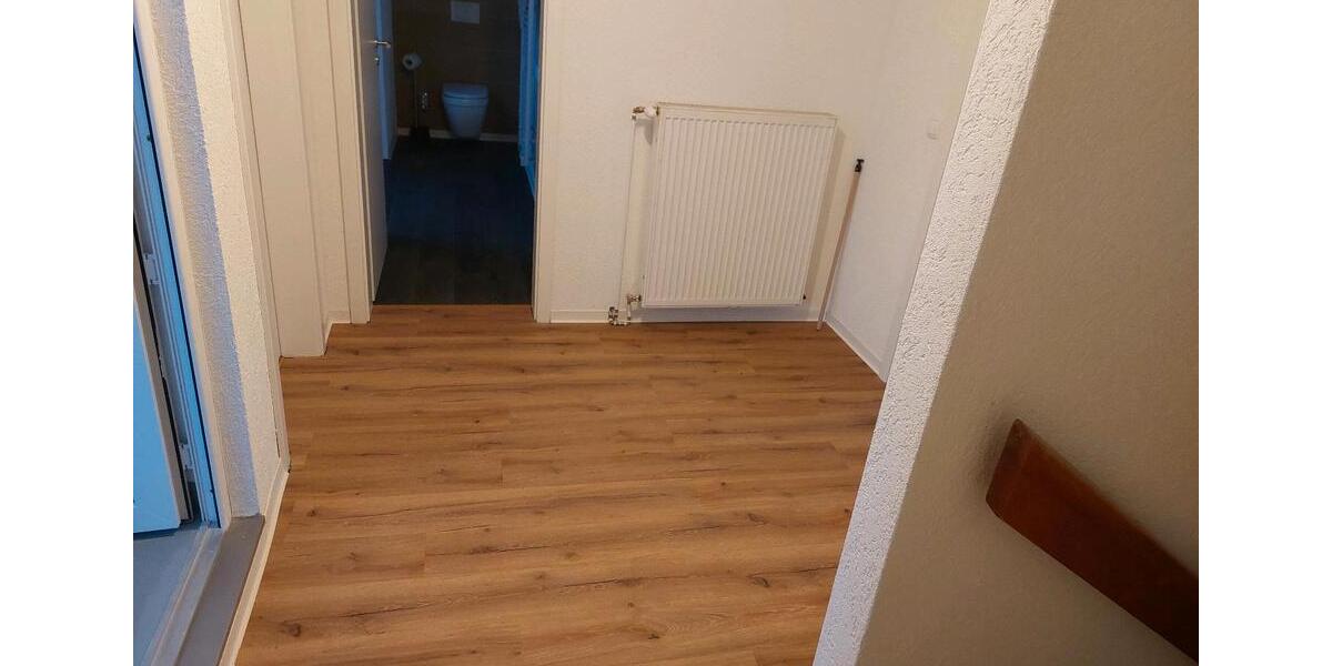 Erdgeschoßwohnung Lemgo - 3 Zimmer, 90 m&sup2;, 600&euro; | Angebot:24772557