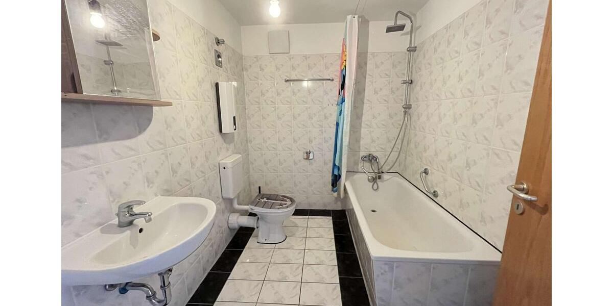 Etagenwohnung Halberstadt - 4 Zimmer, 112 m&sup2;, 619&euro; | Angebot:26675304