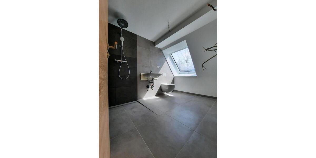 Etagenwohnung Zimmern ob Rottweil - 2 Zimmer, 420 m&sup2;, 490&euro; | Angebot:26183202