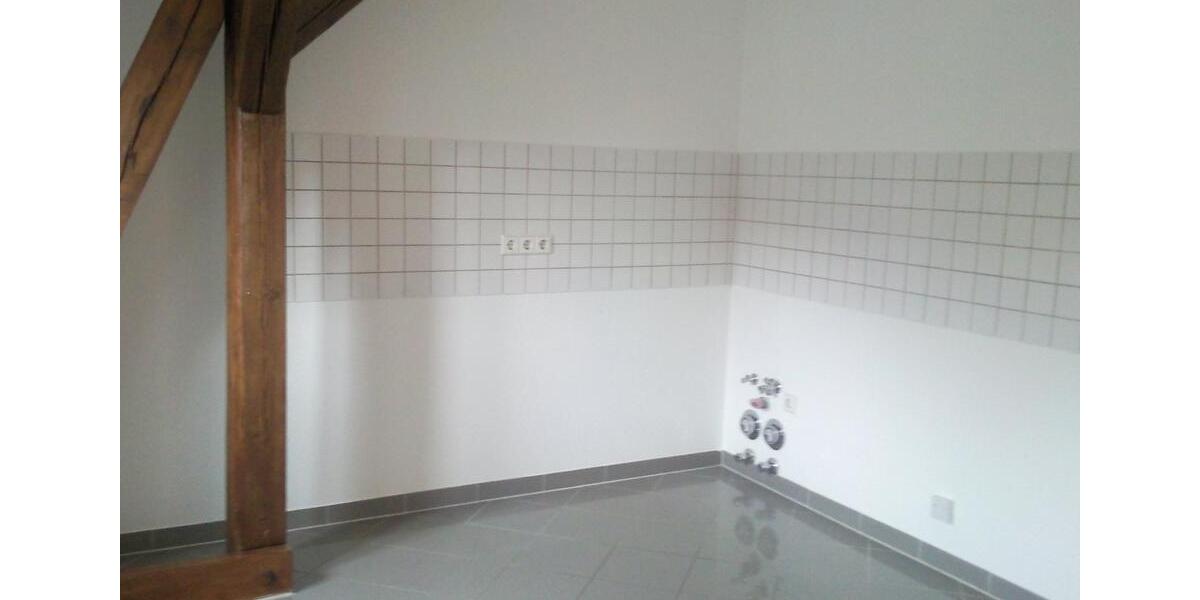 Etagenwohnung Bernburg (Saale) - 2 Zimmer, 63 m&sup2;, 400&euro; | Angebot:26697197
