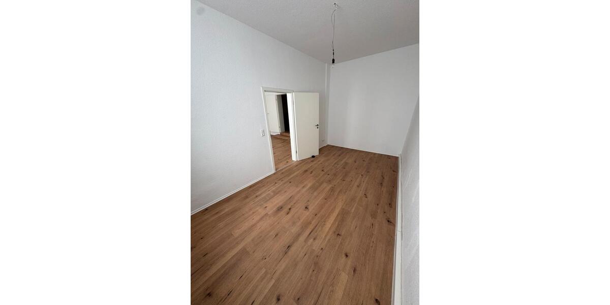 Erdgeschoßwohnung Adelsdorf - 3 Zimmer, 63 m&sup2;, 700&euro; | Angebot:25906780