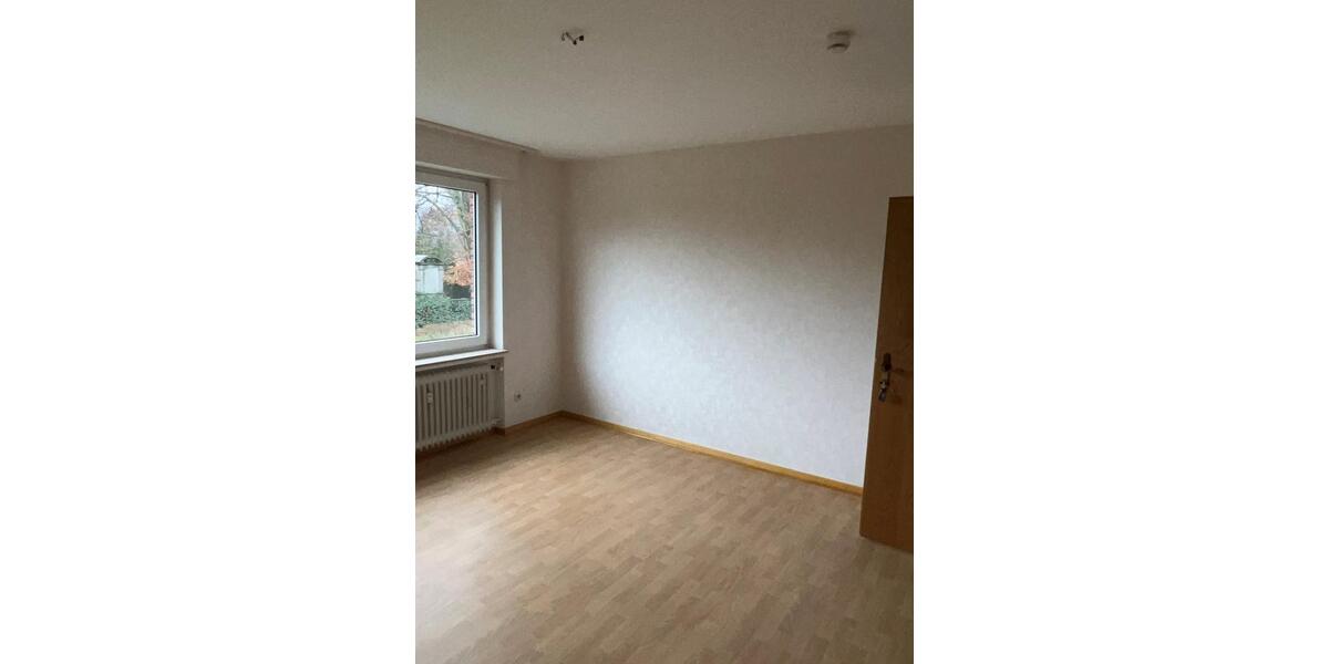 Erdgeschoßwohnung Porta Westfalica - 3 Zimmer, 90 m&sup2;, 810&euro; | Angebot:26675472