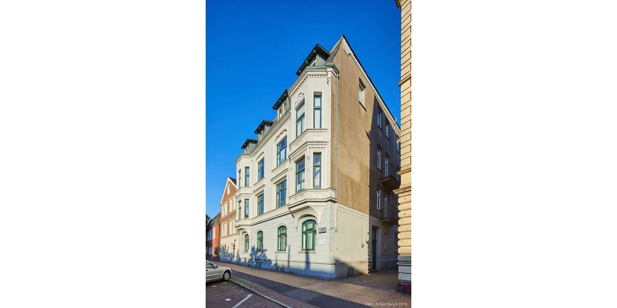 Etagenwohnung Neumünster Innenstadt - 3 Zimmer, 83 m&sup2;, 669&euro; | Angebot:25746371