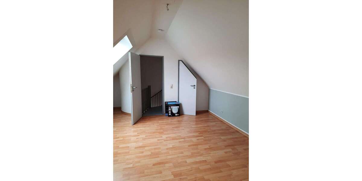 großzügige 3 Zimmer-Wohnung *gerade in Renovierung* mit Balkon und Küche - Appartement Magdeburg Werder | Angebot:10983278