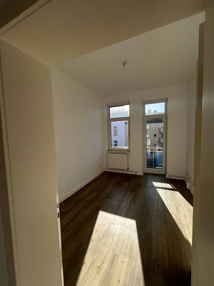 Vollsanierte, helle 3-Zimmer-JugendstilWohnung in der beliebten Calenberger Neustadt