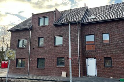 Große 5-Zimmer-Neubauwohnung mit Dachterrasse in Friedrichsfehn 5 zimmer