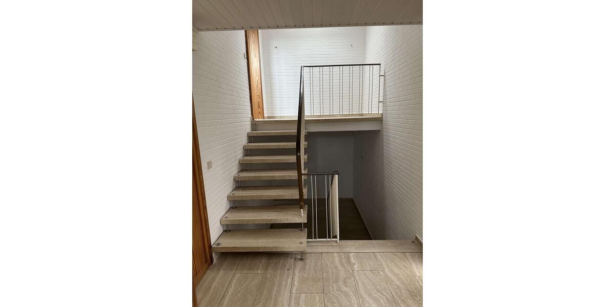 Reihenhaus Springe - 3 Zimmer, 134 m&sup2;, 990&euro; | Angebot:20526424