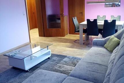 WG Zimmer 12qm, Mitbewohnerin 2er WG 4 zimmer