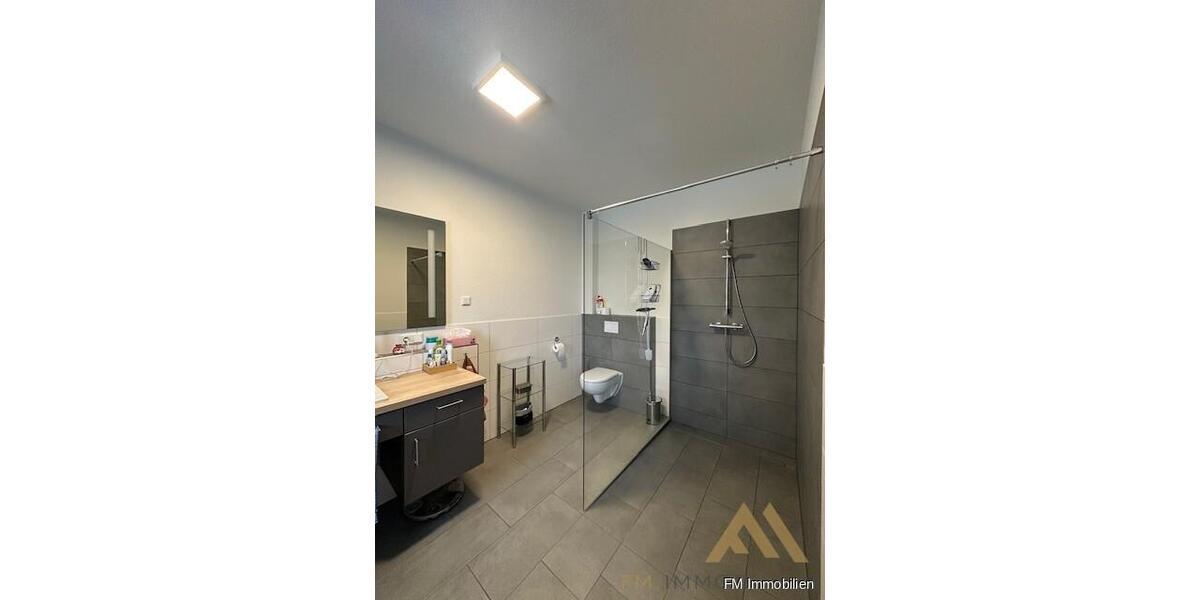 Einfamilienhaus Cappeln (Oldenburg) - 2 Zimmer, 120 m&sup2;, 1.020&euro; | Angebot:24713686