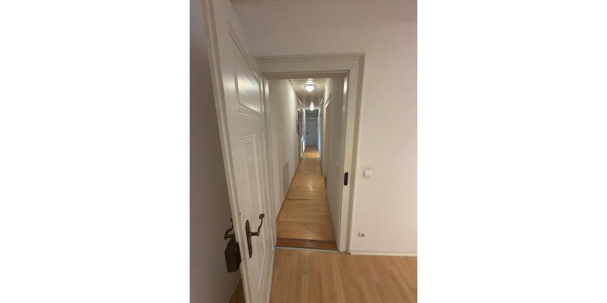 Etagenwohnung Weinheim - 3 Zimmer, 75 m&sup2;, 830&euro; | Angebot:24876879