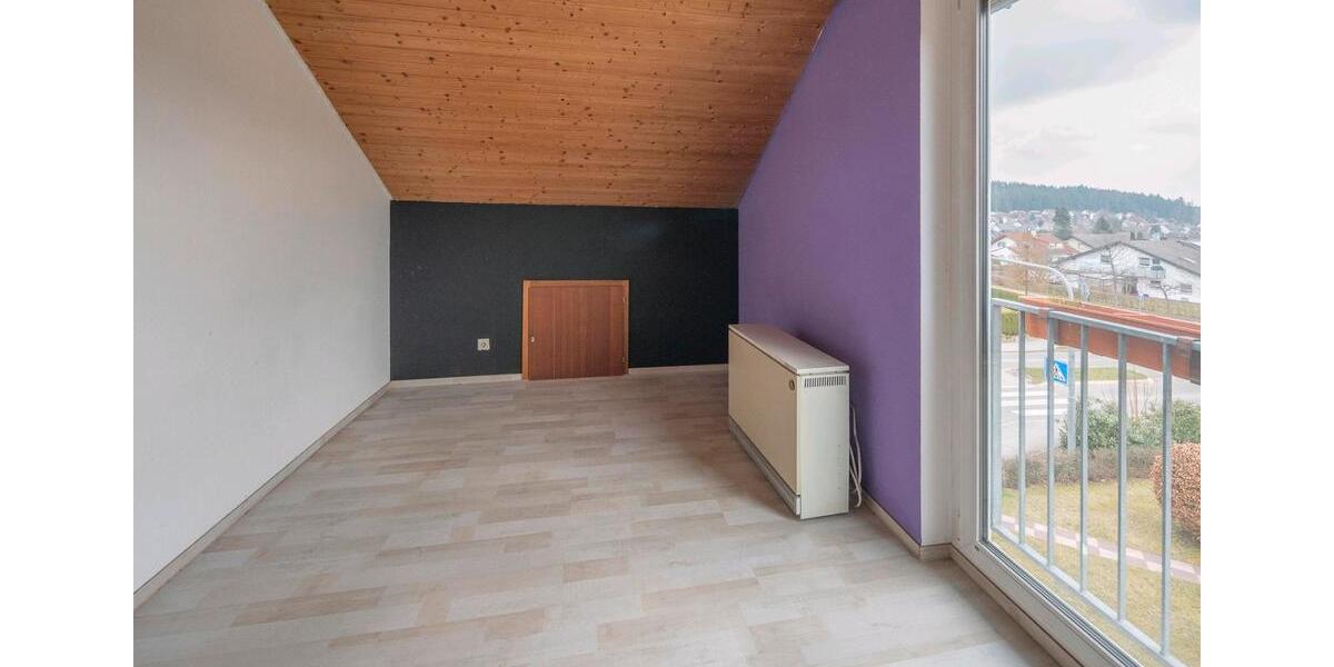 Dachgeschoßwohnung Sankt Georgen im Schwarzwald - 3 Zimmer, 67 m&sup2;, 625&euro; | Angebot:26297532