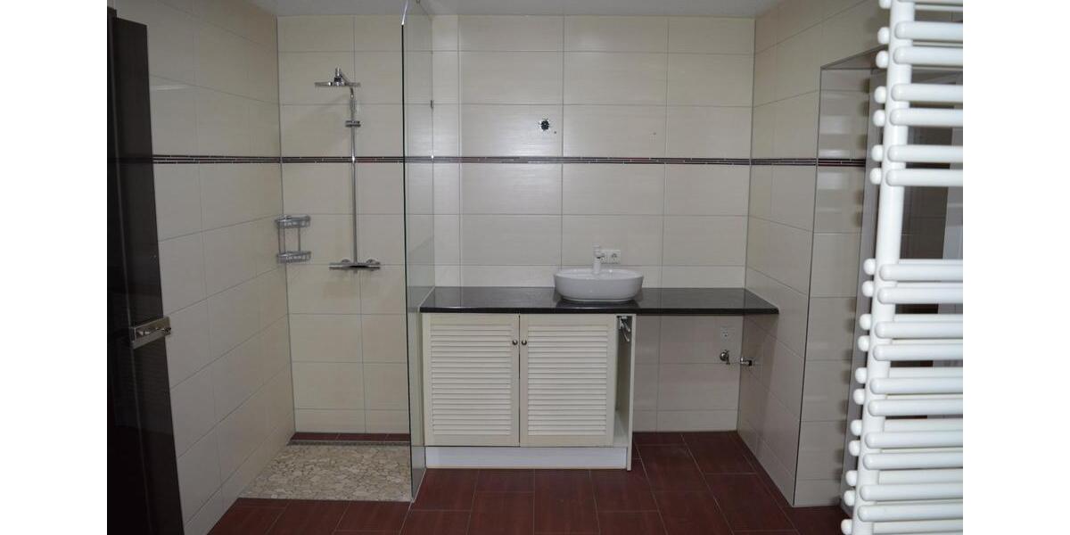 Erdgeschoßwohnung Röderland - 2 Zimmer, 79 m&sup2;, 998&euro; | Angebot:24739762