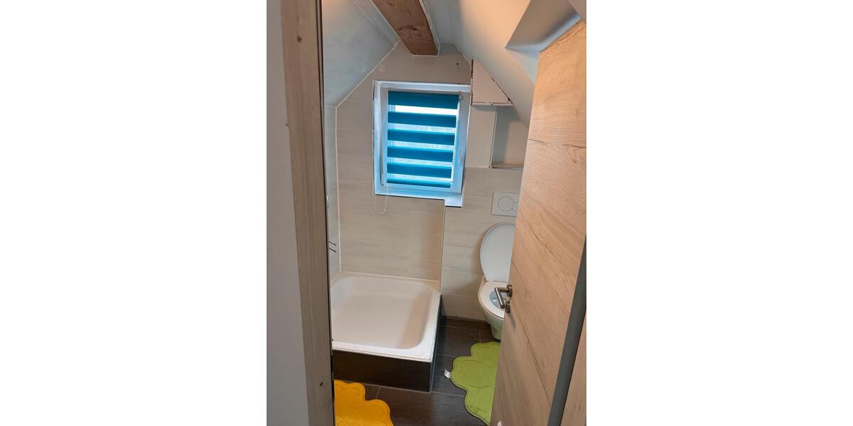 Wohnen auf Zeit Friedrichshafen - 5 Zimmer, 15 m&sup2;, 600&euro; | Angebot:26005694