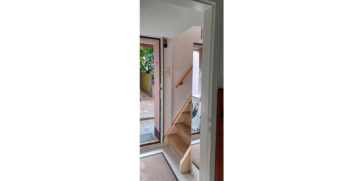 Etagenwohnung Duisburg Huckingen - 1 Zimmer, 60 m&sup2;, 650&euro; | Angebot:25616632